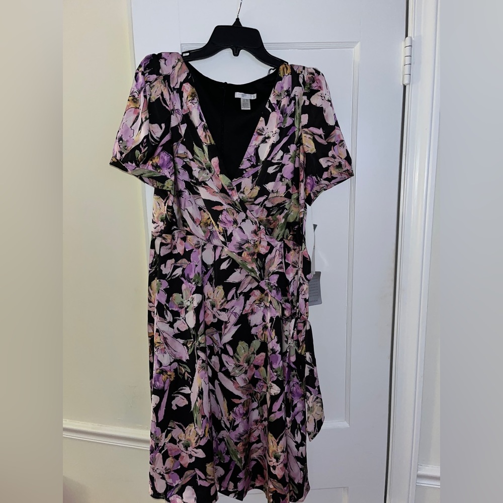BRAND NEW 14P London Times Floral Dress